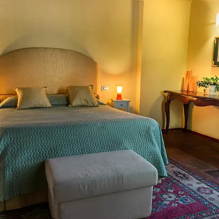 ゲストハウス Antica Residenza Dell'angelo 4*